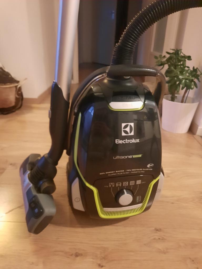 Electrolux UltraOne Green stofzuiger, Witgoed en Apparatuur, Stofzuigers, Stofzak, Gebruikt, Ophalen of Verzenden, Geschikt voor harde vloeren