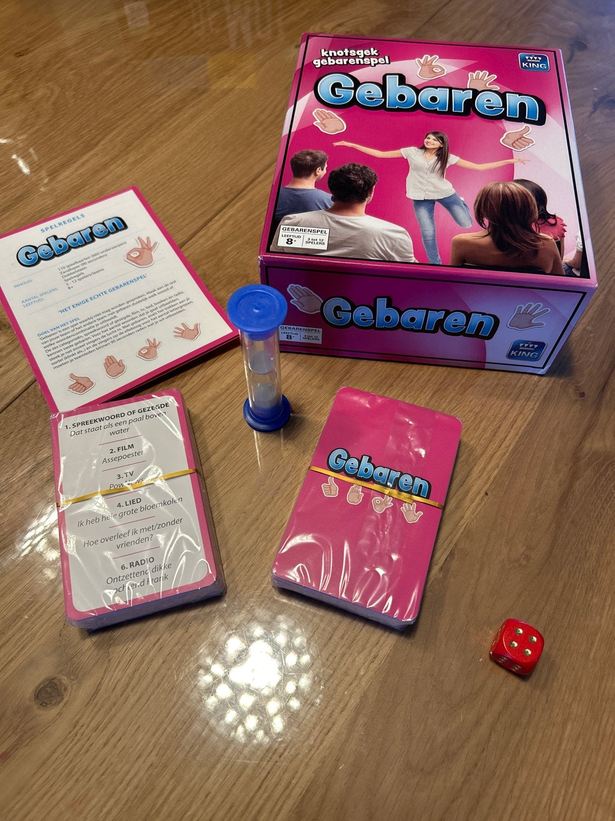 Gebarenspel: knotsgek spel voor jong en oud!, Drie of vier spelers, Ophalen of Verzenden, Zo goed als nieuw