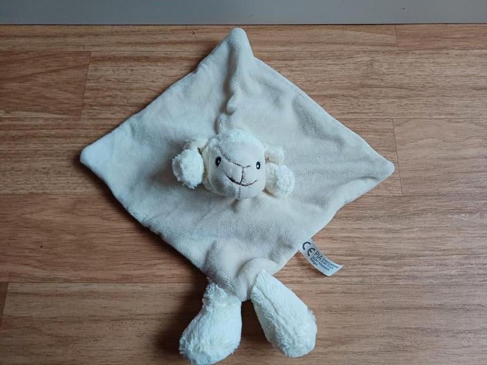 Pia doekje knuffeldoekje schaap schaapje creme, Ophalen of Verzenden, Zo goed als nieuw