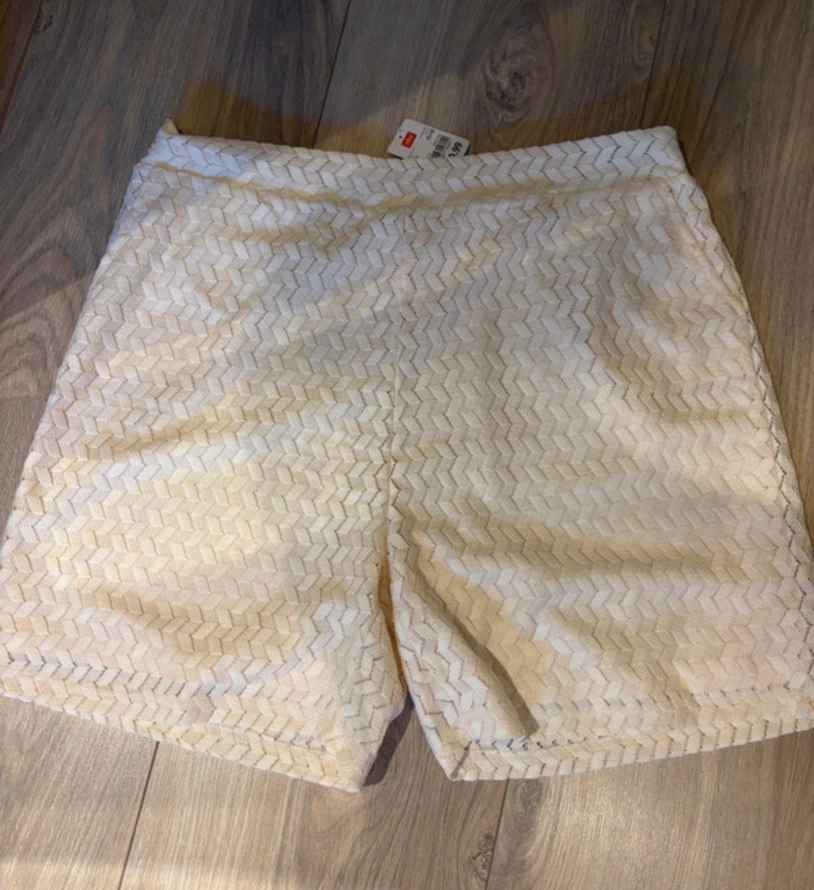 Wibra Dames Fashion Shorts Maat 46/48, Kort, Beige, Maat 46/48 (XL) of groter, Nieuw