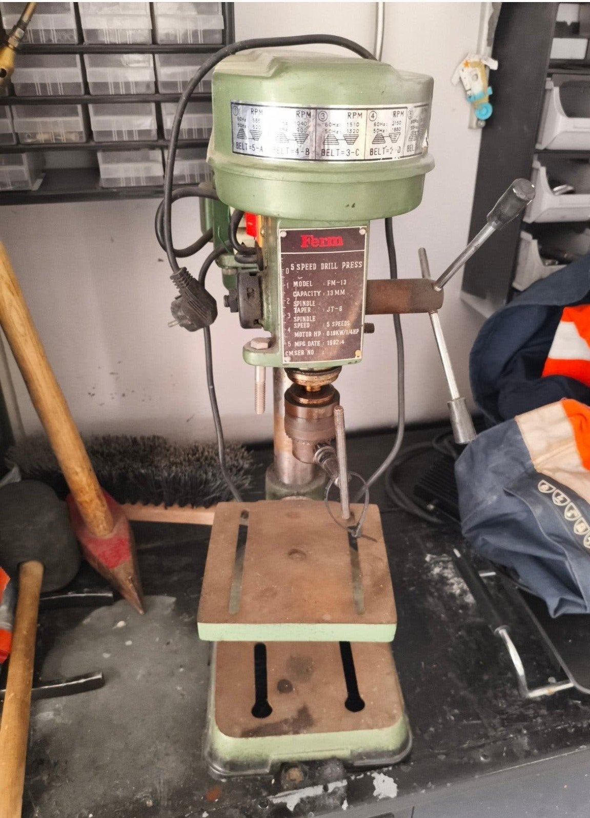 Farm Kolomboormachine FM-12 - 5 snelheden, Ophalen, Gebruikt, Minder dan 400 watt, Kolomboormachine