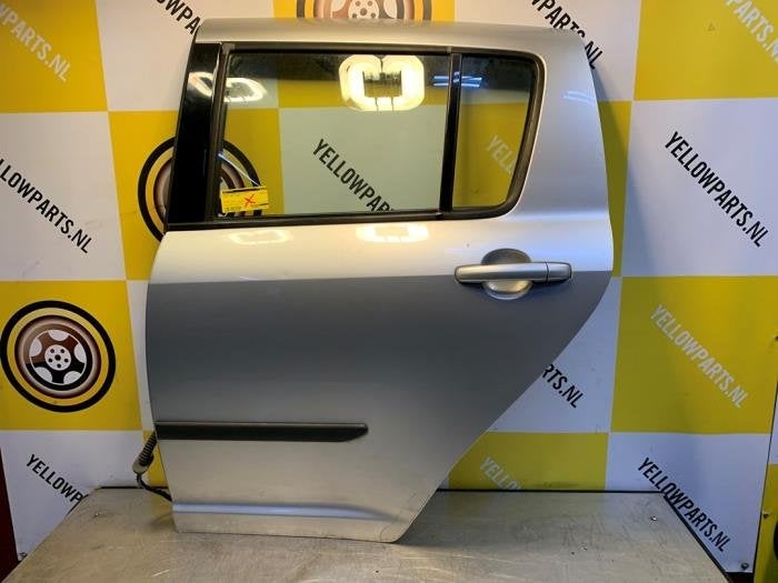 Portier 4Deurs links-achter van een Suzuki Swift (Z2S), Gebruikt, -, Deur, -