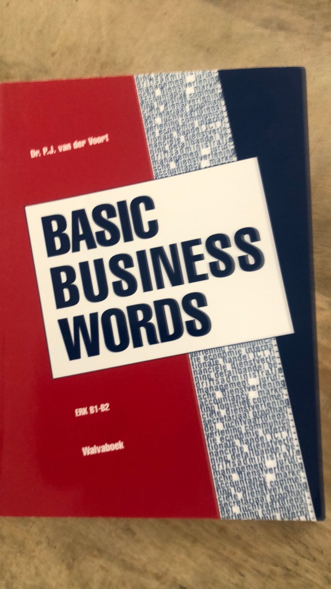 P.J. van der Voort - Basic Business Words, Engels, Ophalen of Verzenden, Zo goed als nieuw, P.J. van der Voort
