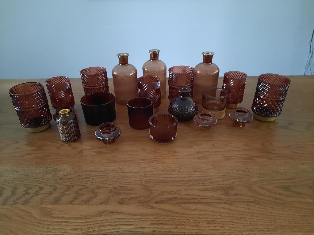 Erg veel bruin decoratie glas, tafellampjes, waxinebranders, Ophalen of Verzenden, Zo goed als nieuw, Overige kleuren, Glas