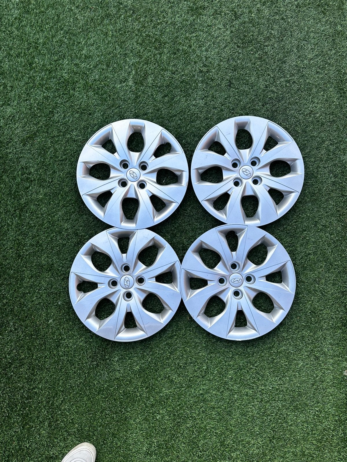 Hyundai I20 wieldoppen 15”, Ophalen, Zo goed als nieuw