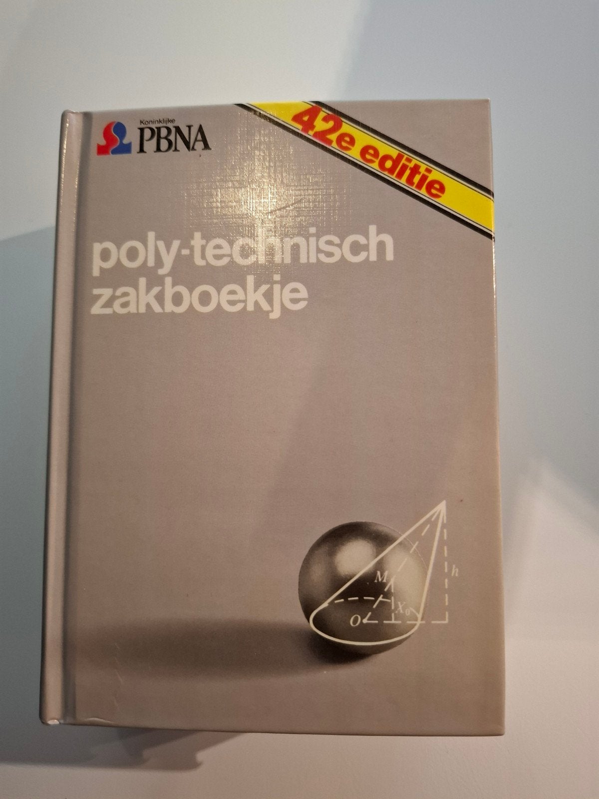 PBNA Poly-Technisch zakboekje 42e editie	Vintage, PBNA, Elektrotechniek, Ophalen of Verzenden, Zo goed als nieuw