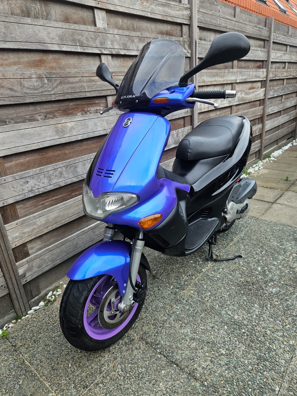 Gilera Runner 180cc M08 A2 - Paars/Zwart, Ophalen, Gebruikt, Benzine, Overige modellen
