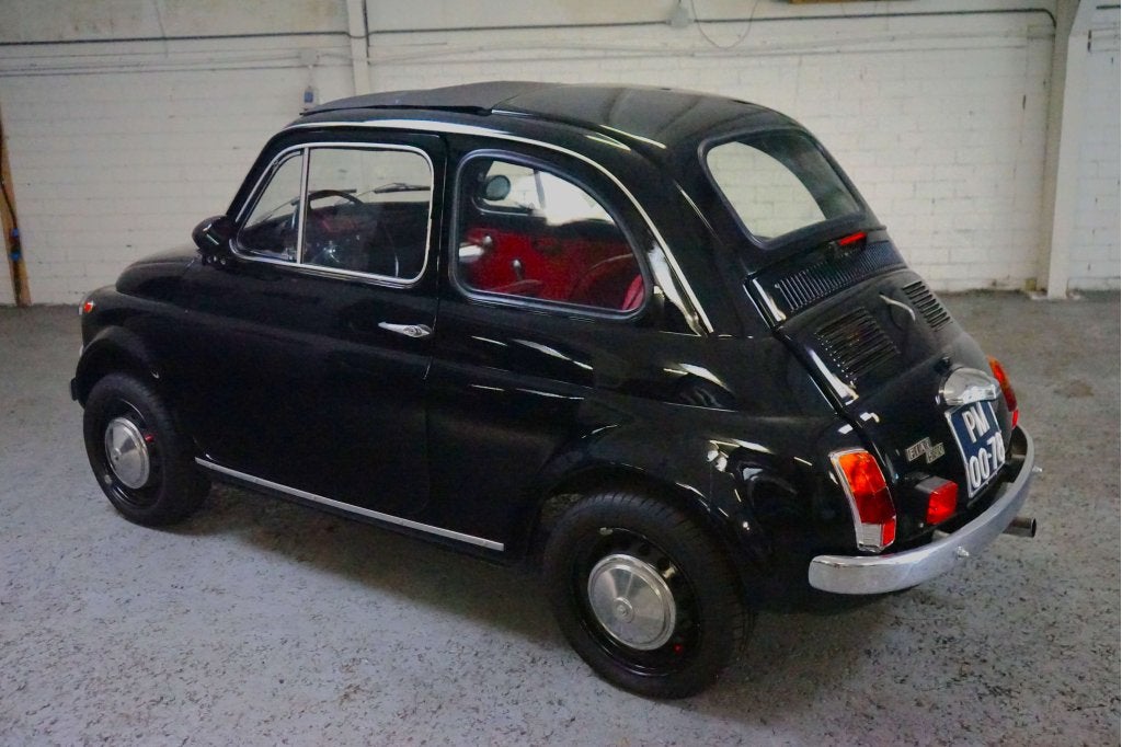 Oldtimer Fiat Nuova 500 uit 1966 | gerestaureerd, foto 2