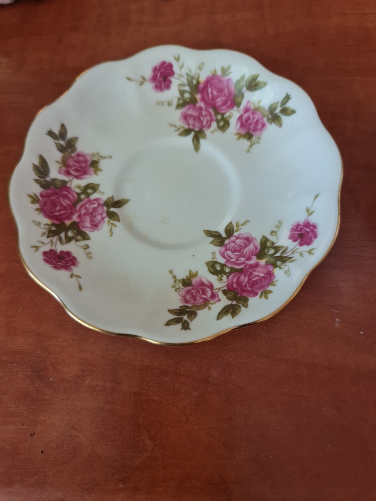 Royal Ascot Red Rose schotel, Fine Bone China, Ophalen of Verzenden