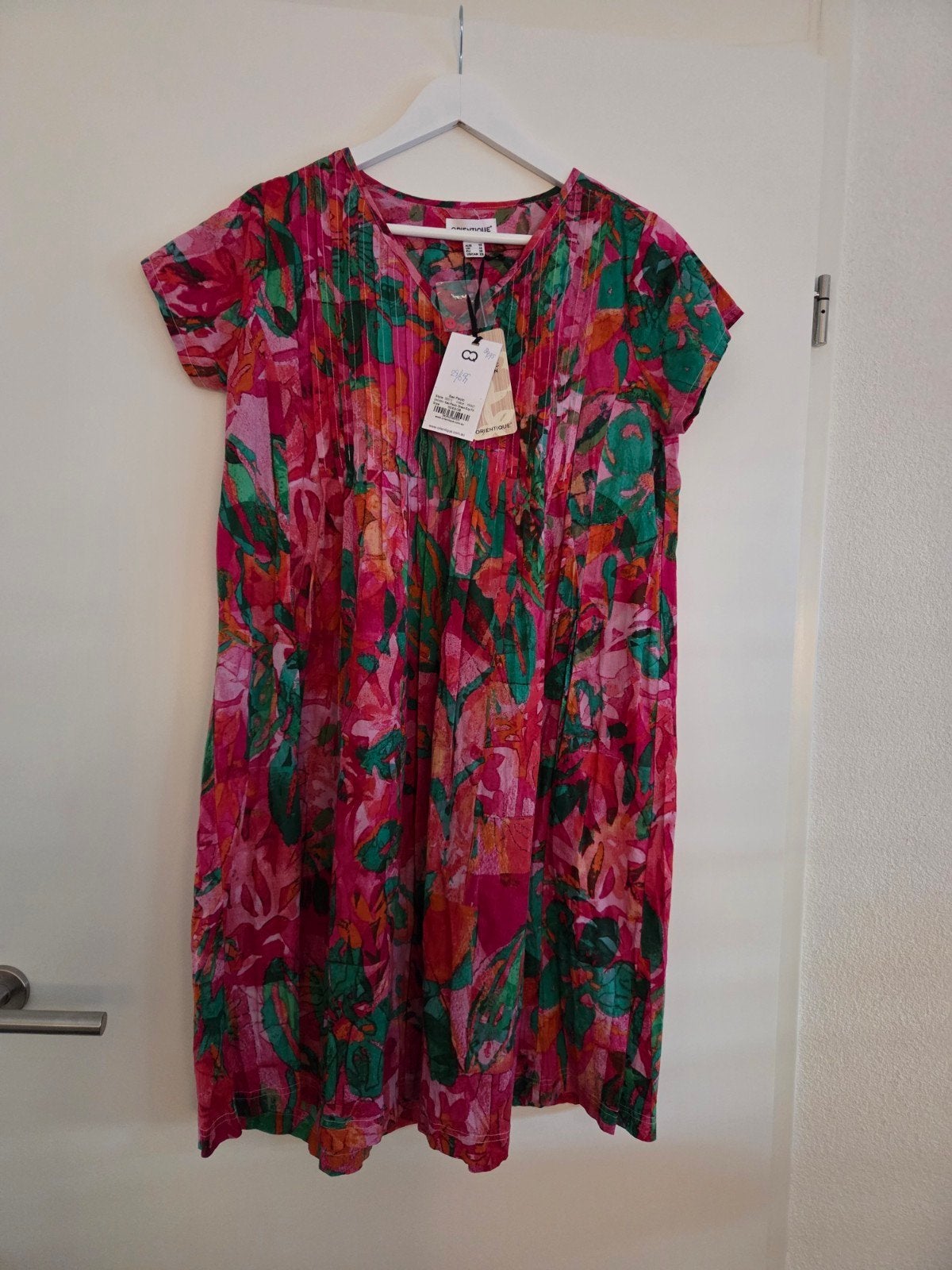 Nieuw wijdvallend soepele zomerjurk met prijskaartje., Kleding | Dames, Jurken, Maat 38/40 (M), Overige kleuren, Nieuw, Orientique
