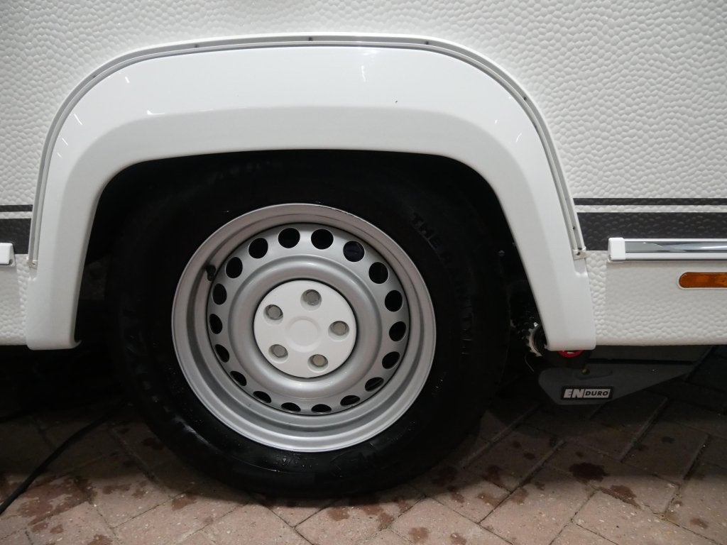 Fendt Bianco Selection 465 SFB Incl. mover en luifel, Caravans en Kamperen, Caravans, Niet ingevuld, Rondzit, Bedrijf, Niet ingevuld