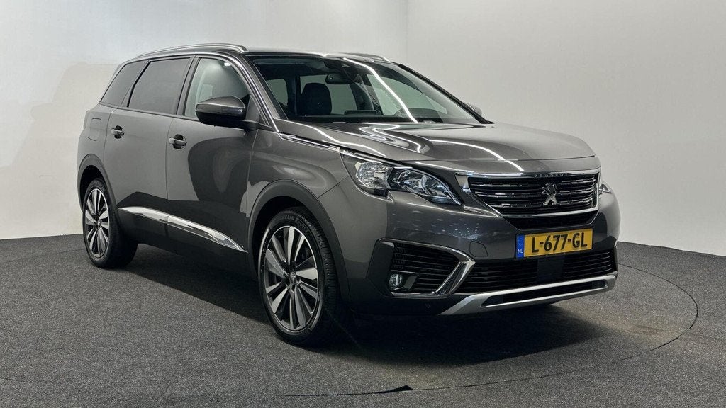 Peugeot 5008 1.2 PureTech Allure Avantage 7p CARPLAY CRUISE, Auto's, Peugeot, Gebruikt, Euro 6, 1199 cc, Met garantie (alle)