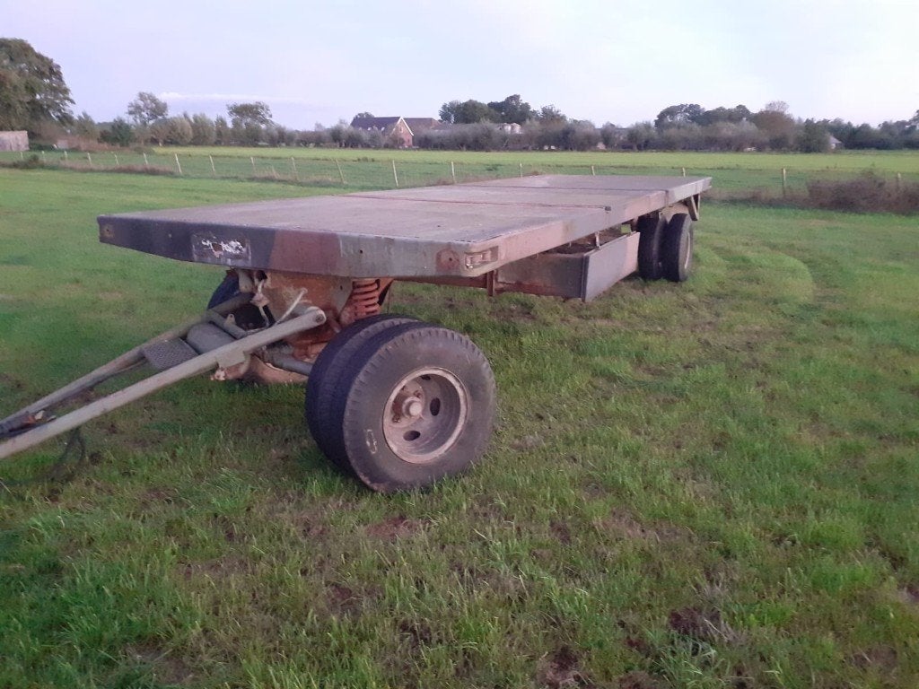 Platte kar, balen kar, agrarisch, Ophalen, Veehouderij, Transport
