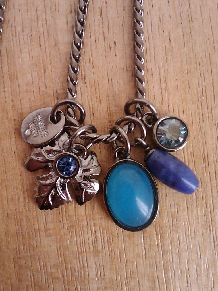 Dyrberg/Kern Claude Blueberry ketting met bedels, Overige materialen, Met hanger, Nieuw, Verzenden