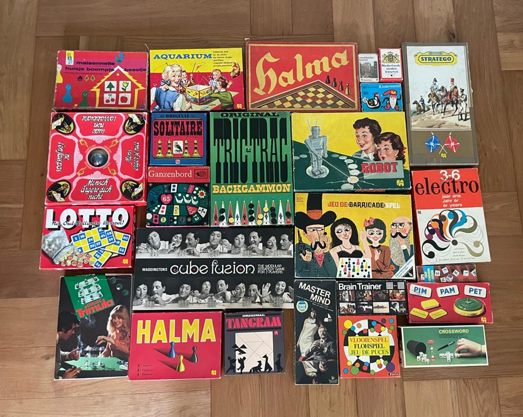 Vintage gezelschapspellen: zolder-vondst, Hobby en Vrije tijd, Gezelschapsspellen | Bordspellen, Ophalen, Gebruikt