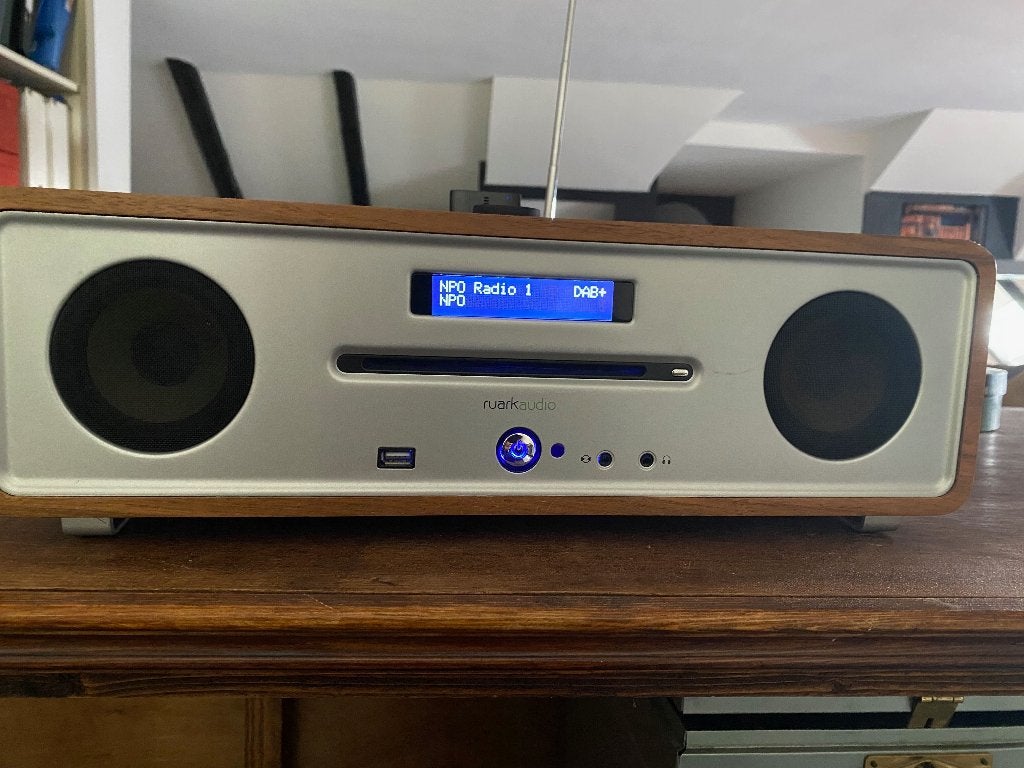 Ruark Audio R4i (met Bluetooth en optioneel een Wiim Mini), Ophalen of Verzenden, Gebruikt, Radio