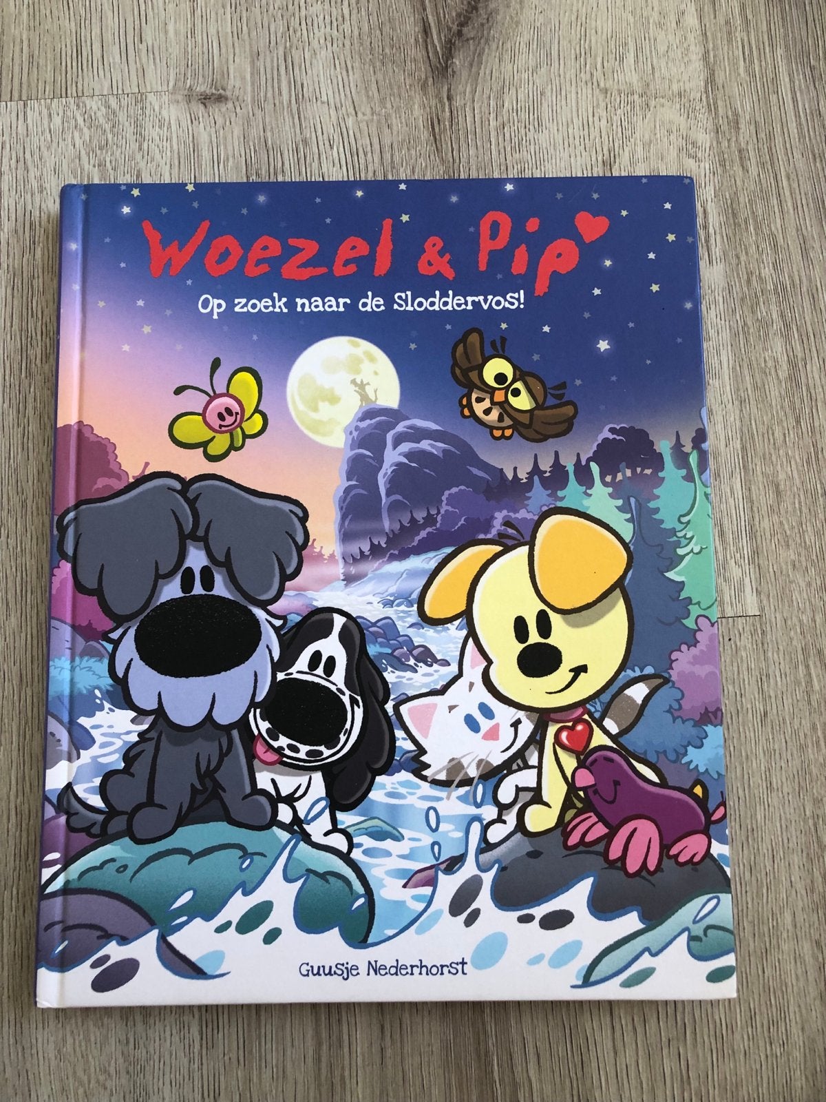 Woezel & Pip: Op zoek naar de Sloddervos!, Boeken, Jongen of Meisje, Ophalen of Verzenden, Zo goed als nieuw, Voorleesboek