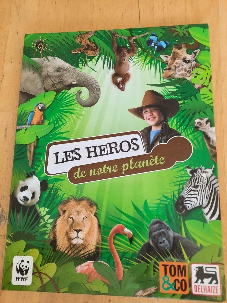 LES HEROS DE NOTRE PLANETE - INCOMPLEET VERZAMELALBUM, Ophalen of Verzenden