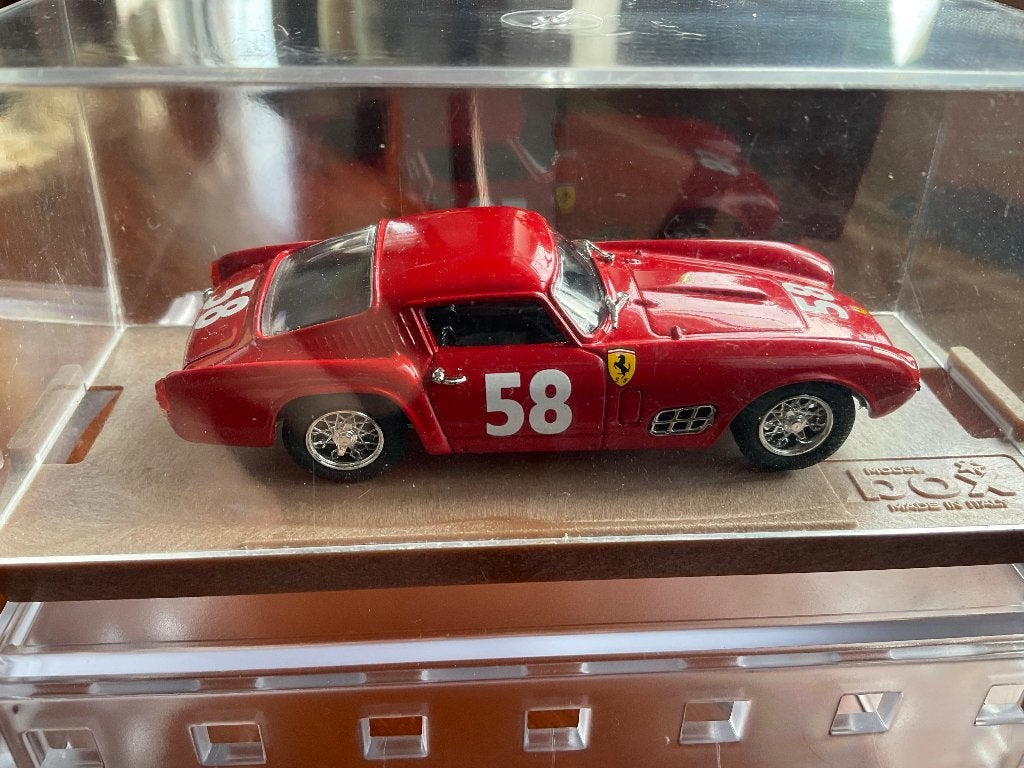 Box Ferrari 250 GT 1956-1957 3 Ore di Pau mint/box/certif., Verzenden, Zo goed als nieuw, Auto, Overige merken