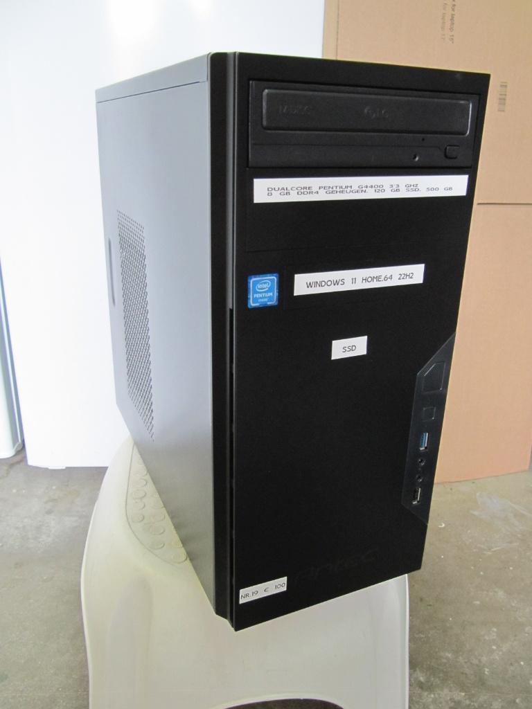 (Nr.19)Intel Pentium G4400. 3,3 Ghz.(1151)8Gb,SSD,500GB HDD, Ophalen of Verzenden, Zo goed als nieuw