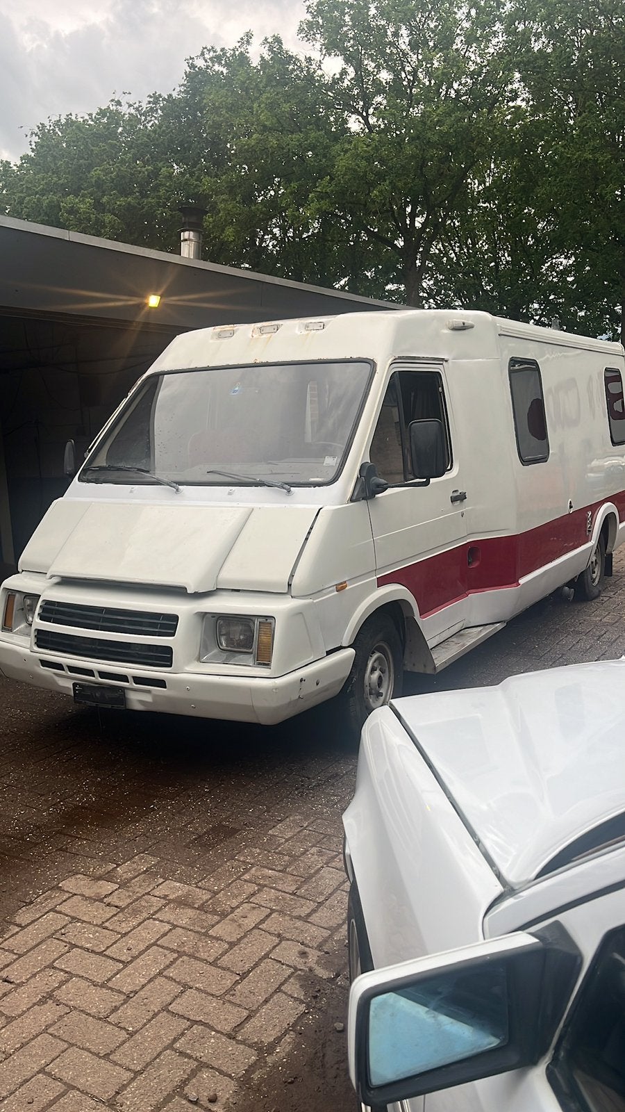 WINNEBAGO LE SHARO TURBO DIESEL BELASTINGVRIJ opknapper, Particulier, Buscamper of Camperbus, Overige merken