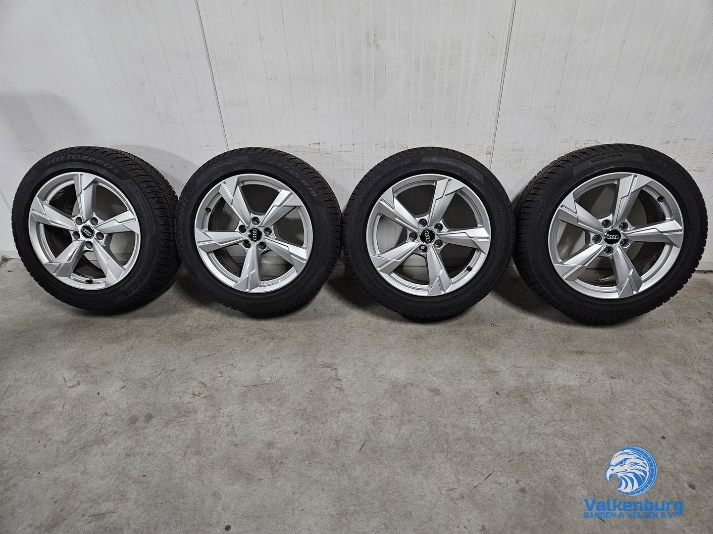 8mm! Originele Audi A6 C8 4K 18 inch Rotor velgen 5x112 wint, Auto-onderdelen, 18 inch, Gebruikt, -, -