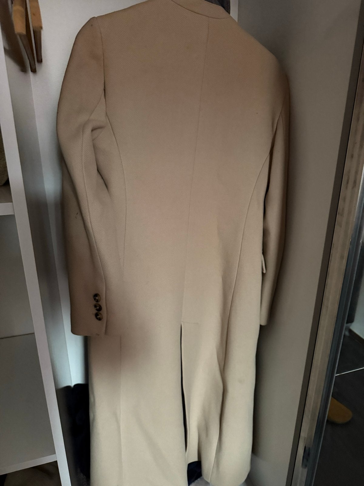 Elegante lange ZARA jas in beige - Maat S, Kleding | Dames, Jassen | Winter, Ophalen of Verzenden, Zo goed als nieuw, Maat 36 (S)