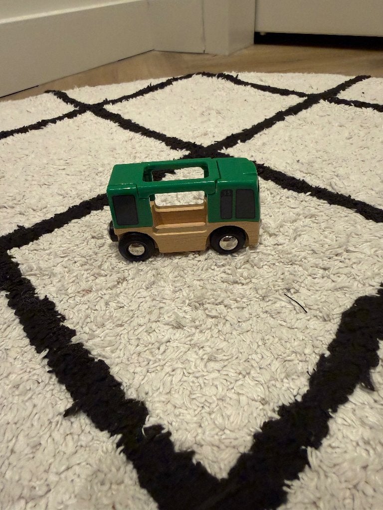 ZGAN groen Brio houten trein openbaar vervoer bus lijn 15, Ophalen of Verzenden, Zo goed als nieuw