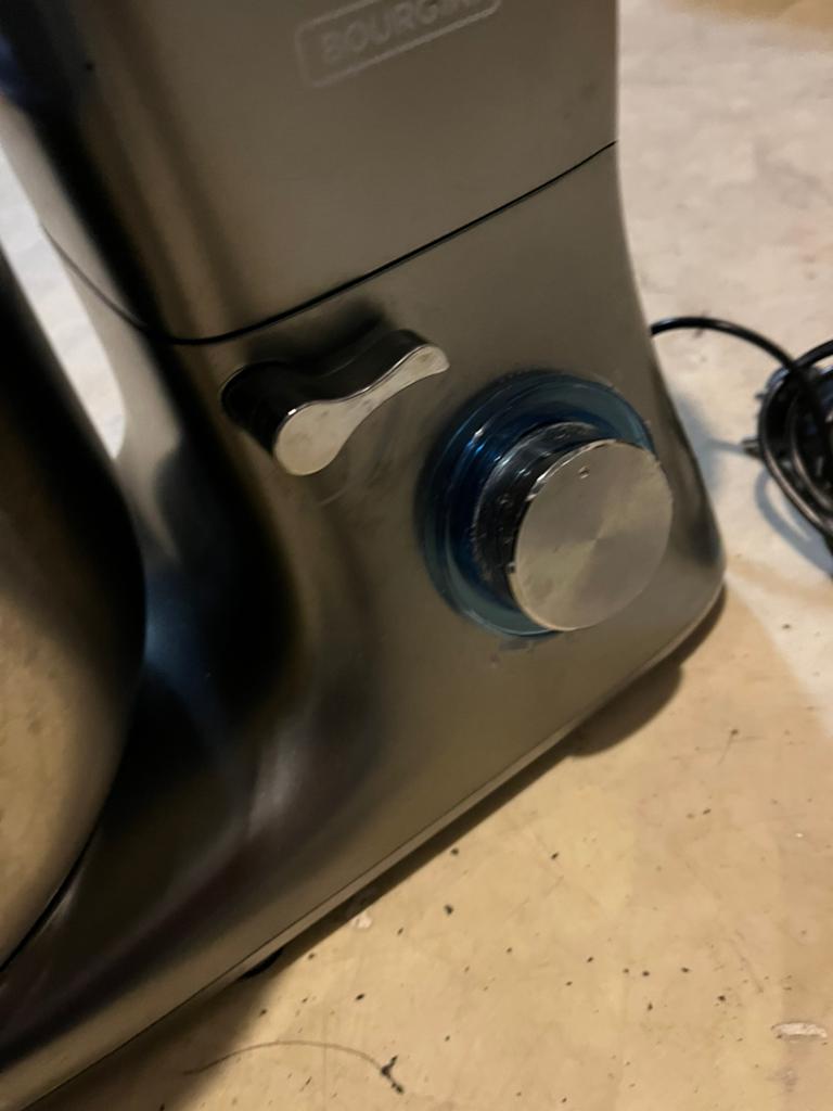 Zwarte bourgini keukenmachine, Witgoed en Apparatuur, Keukenmixers, 4 liter of meer, 3 snelheden of meer, Ophalen of Verzenden