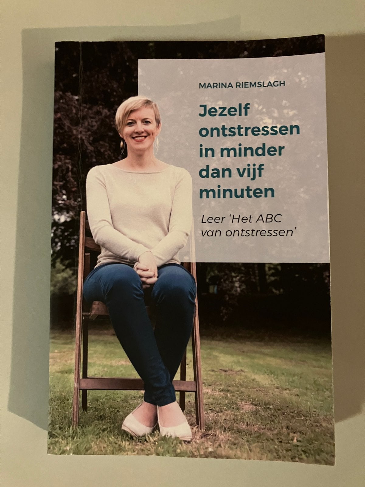 Jezelf ontstressen in minder dan vijf minuten - M. Riemslagh, Ophalen of Verzenden, Zo goed als nieuw, Overige onderwerpen, Instructieboek
