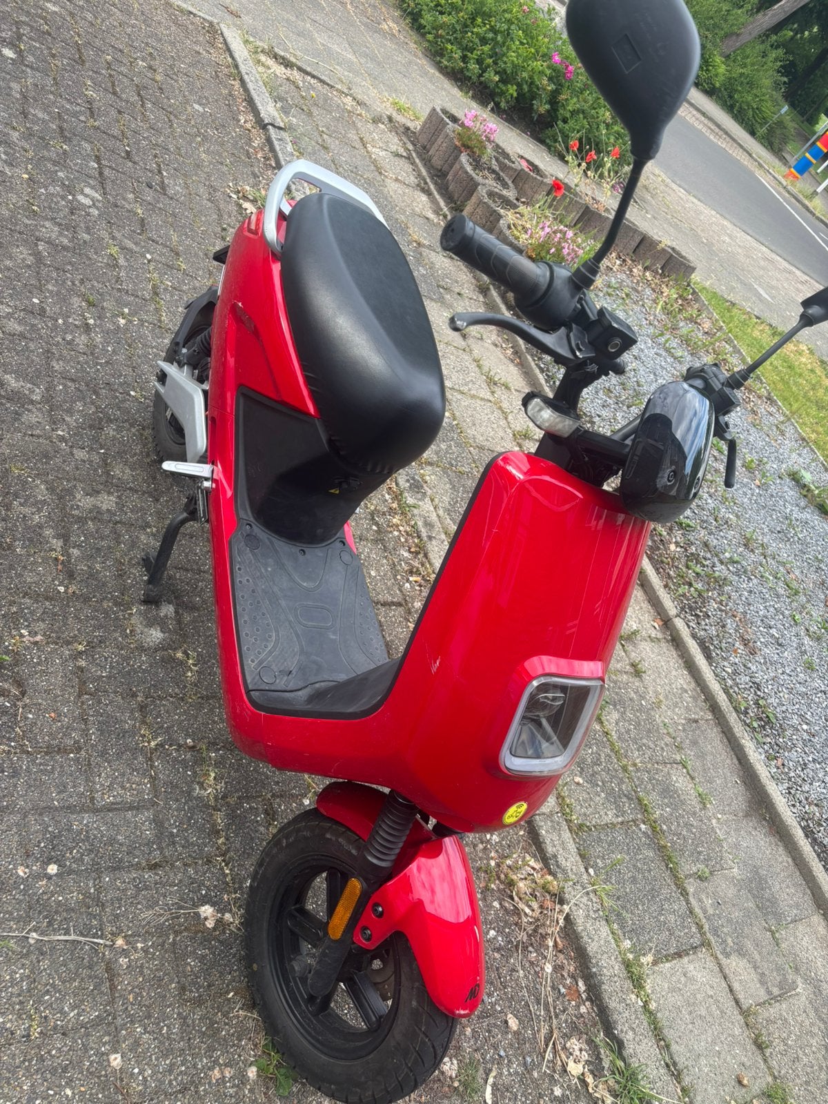 Electriche scooter, Ophalen of Verzenden, Zo goed als nieuw, Benzine, Overige merken