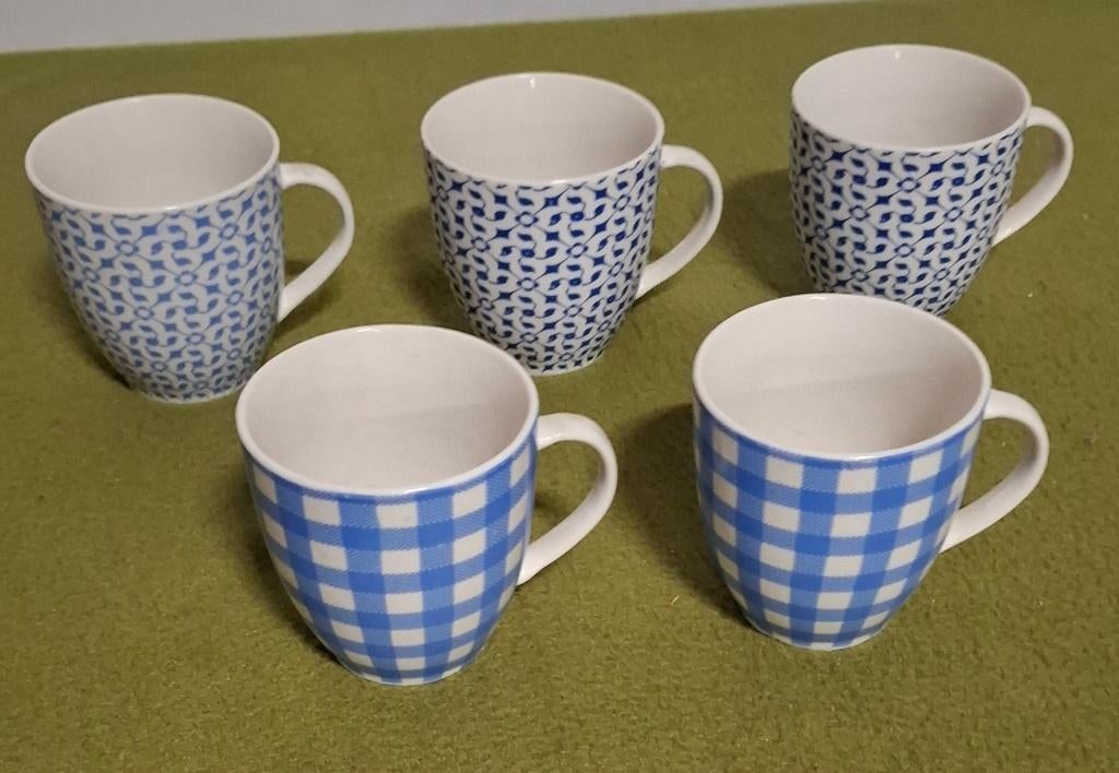 5 koffiekoppen True Blue Basics, L. Dake & Zn., Huis en Inrichting, Keuken | Servies, Gebruikt, Ophalen of Verzenden, Overige stijlen