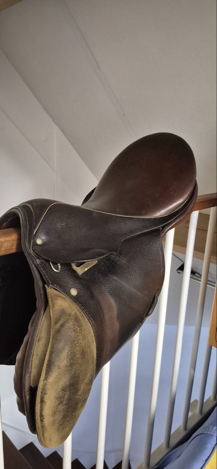 Zadel 18,5 inch Stübben (Stubben) met tas en stijgbeugels, Ophalen, Gebruikt, Springen