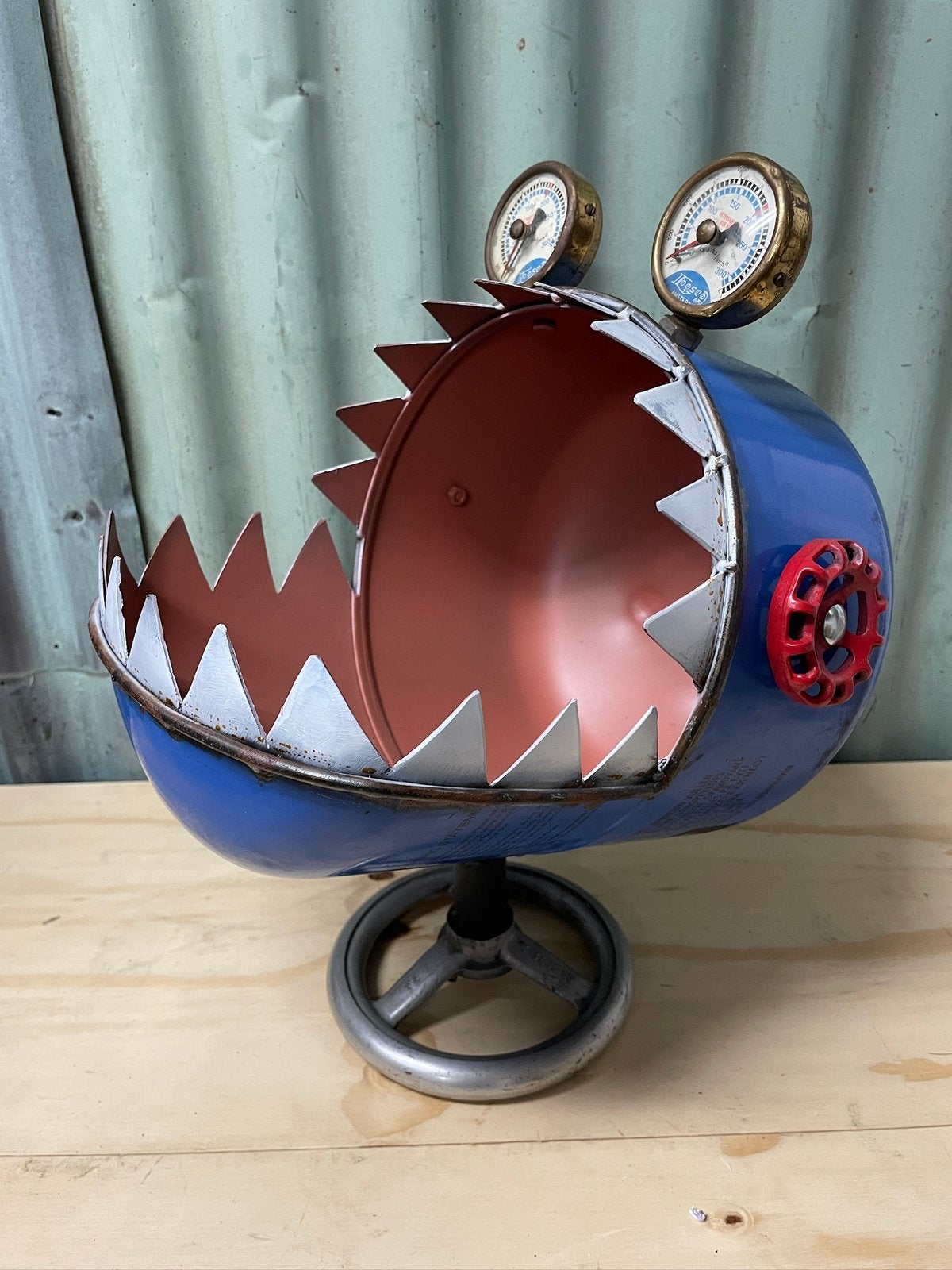 Metalen lectuurbak - houtbak - upcycling - mancave, Gebruikt, Overige typen, Ophalen of Verzenden, Metaal