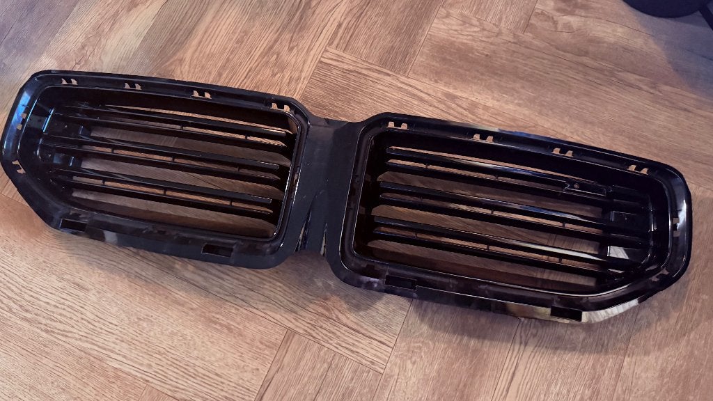 Originele BMW M2 G87 nierengrill glanzend zwart, Auto-onderdelen, Ophalen of Verzenden, Gebruikt, BMW, Bumper