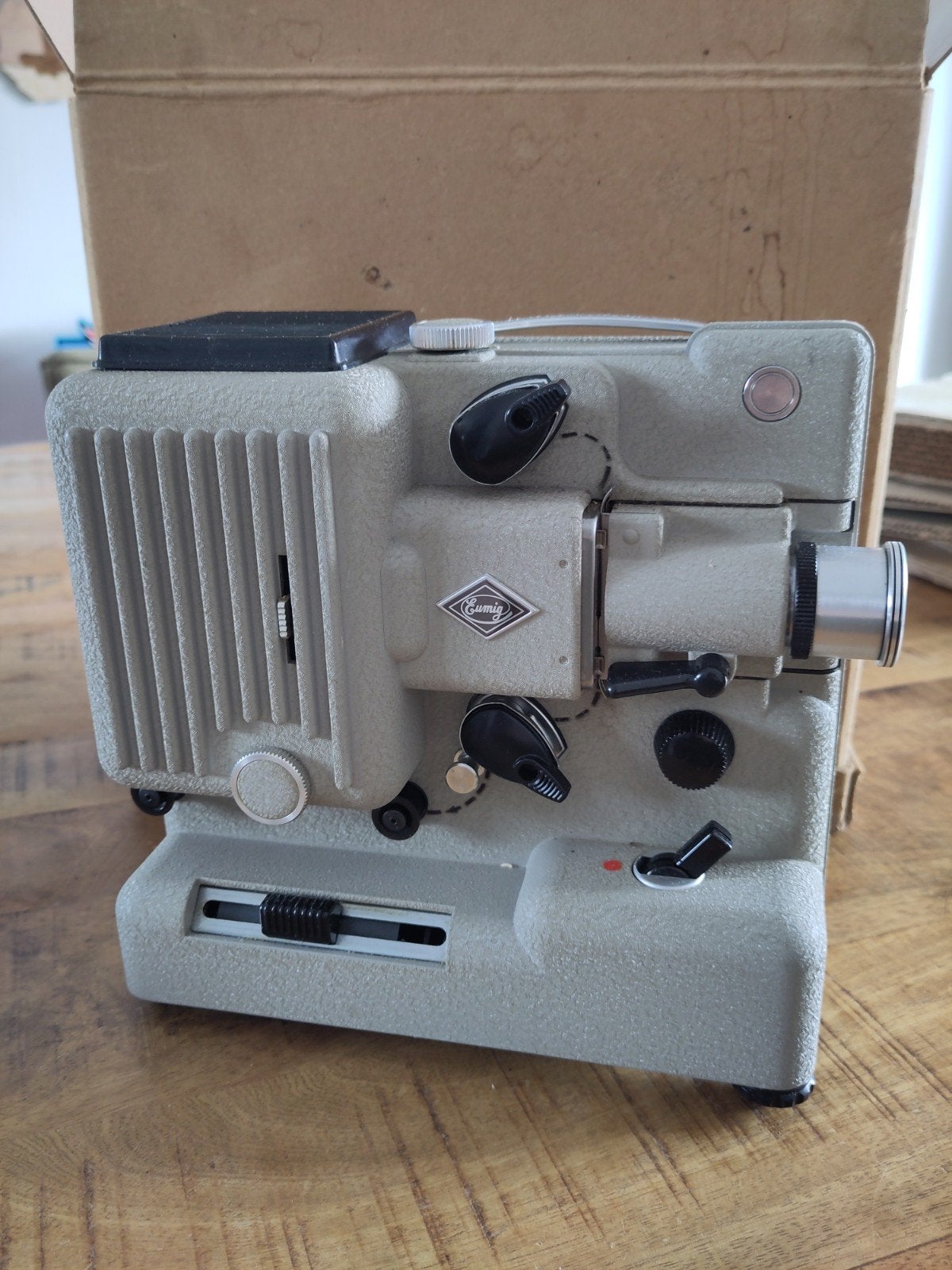 Vintage Eumig P8 filmprojector - Made in Austria, Ophalen, Gebruikt