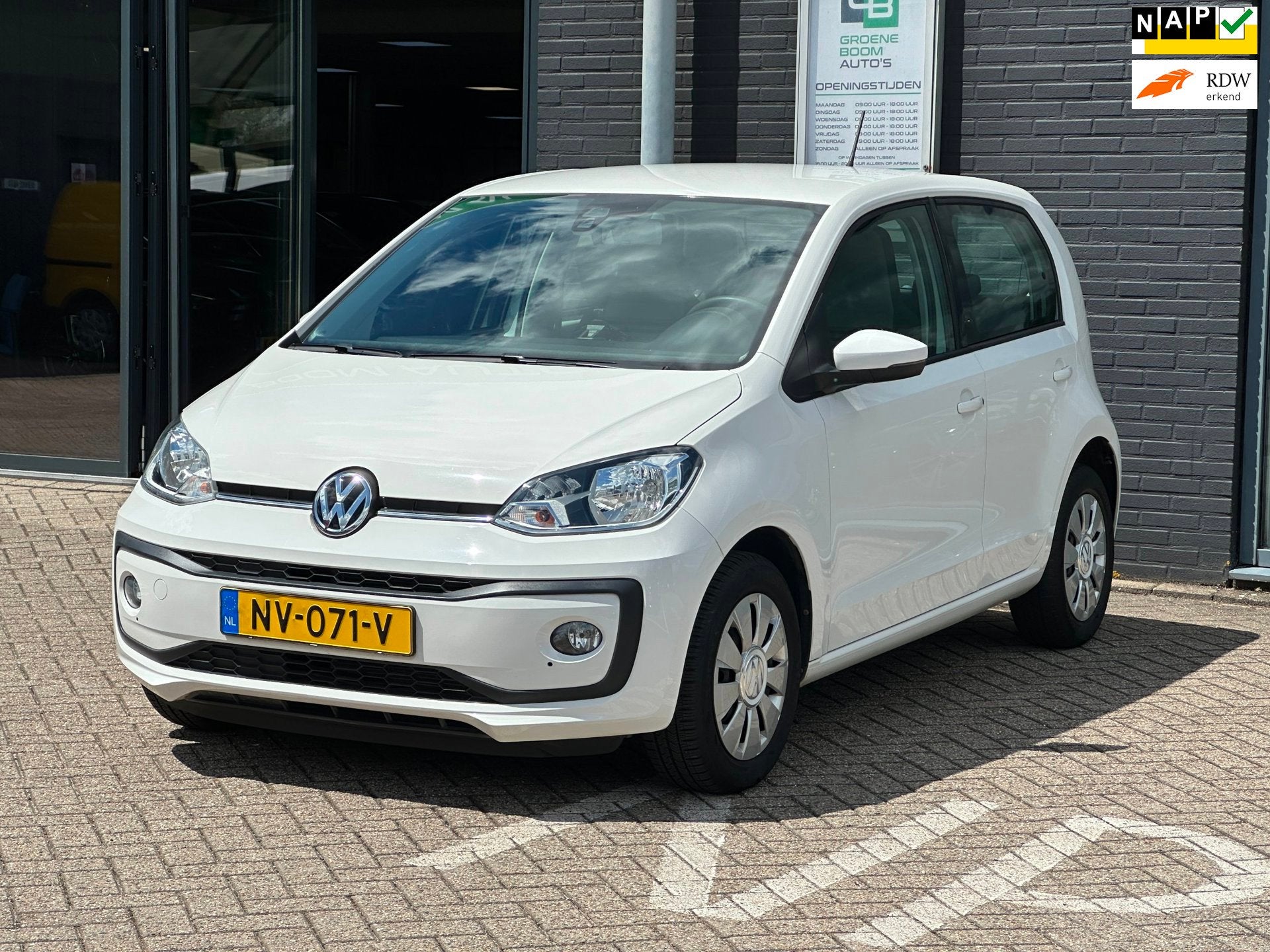 Volkswagen Up! 1.0 EcoFuel move up!/5-DRS/AIRCO/KM 29.000 NL, Auto's, Volkswagen, Voorwielaandrijving, Stof, CNG (Aardgas), 4 stoelen