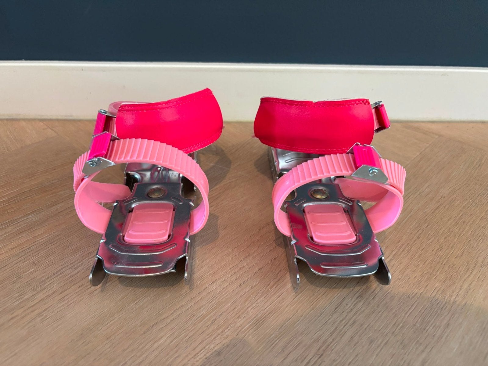 Nijdam Bob Skates - Roze verstelbare schaatsen (maat 24-34), Sport en Fitness, Schaatsen, Gebruikt, Overige typen, Nijdam, Ophalen