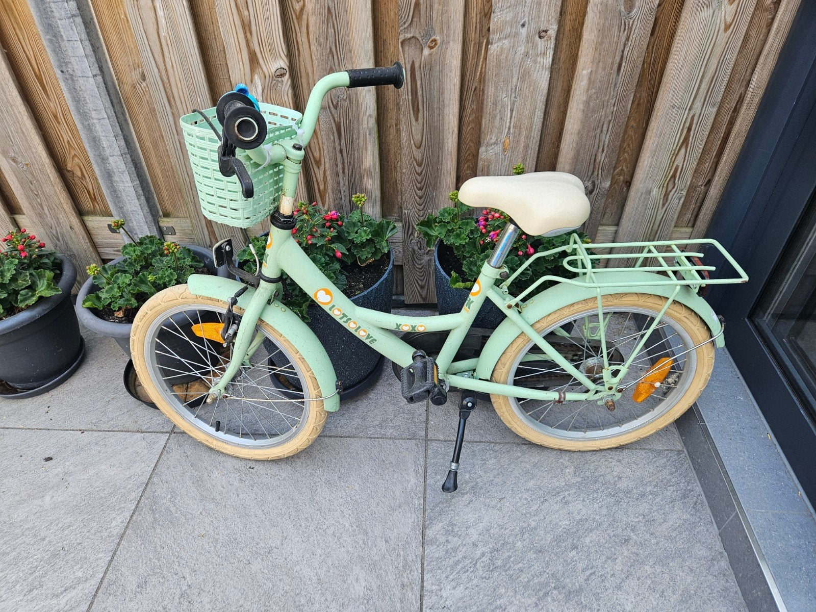 Kinderfiets 16 inch - Mintgroen met mandje en bagagedrager, Fietsen en Brommers, Ophalen of Verzenden