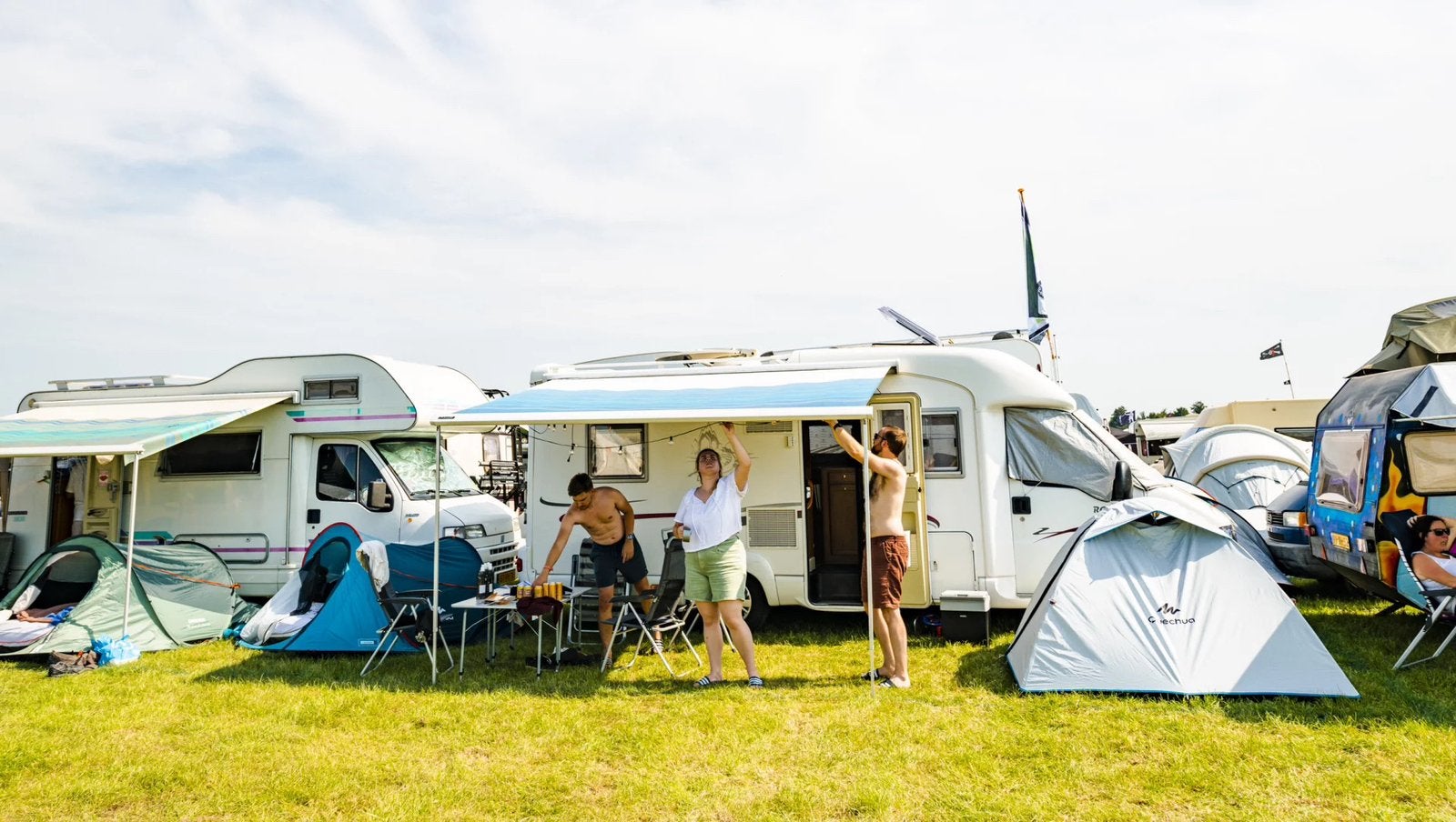 Lowlands camper camping ticket (zonder stroom), Drie personen of meer, Meerdaags
