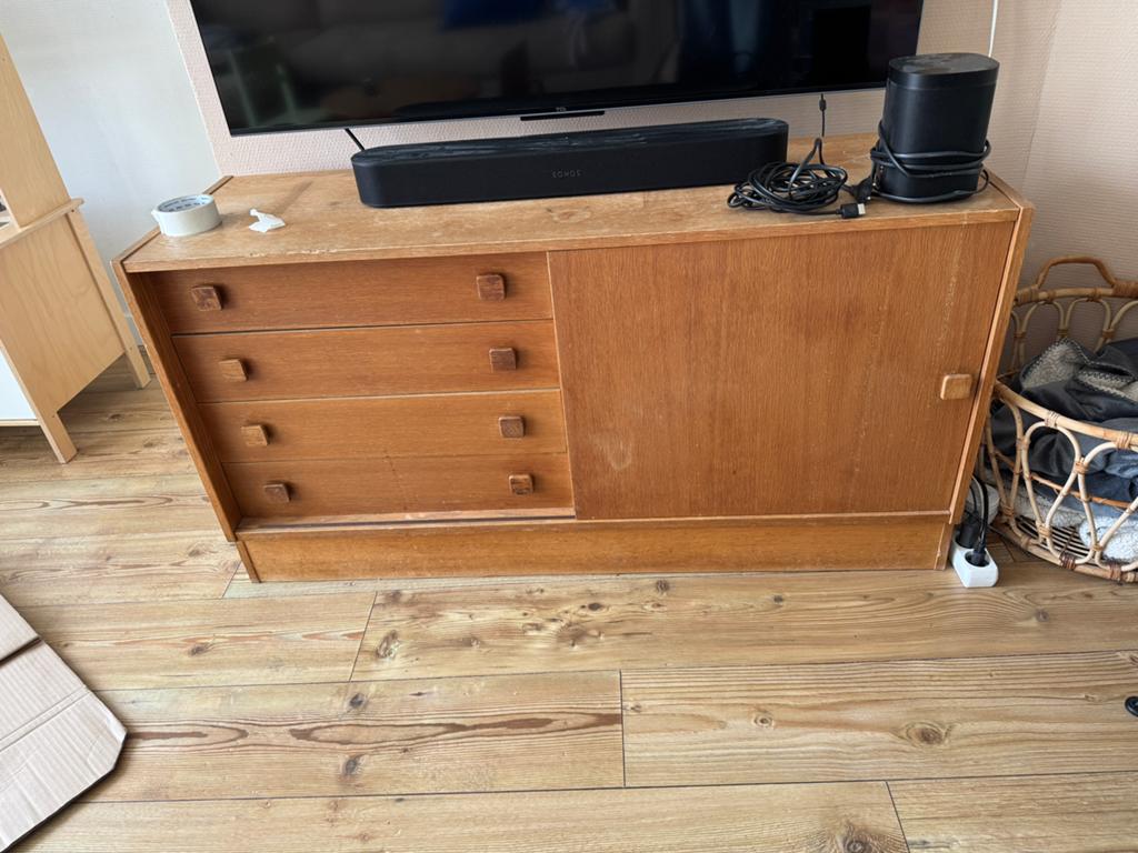 Deens design dressoir, Huis en Inrichting, Kasten | Dressoirs, Ophalen, Zo goed als nieuw, 25 tot 50 cm