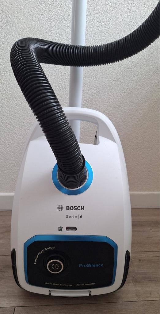 Bosch 6 serie stofzuiger Prosilence, Ophalen, Zo goed als nieuw