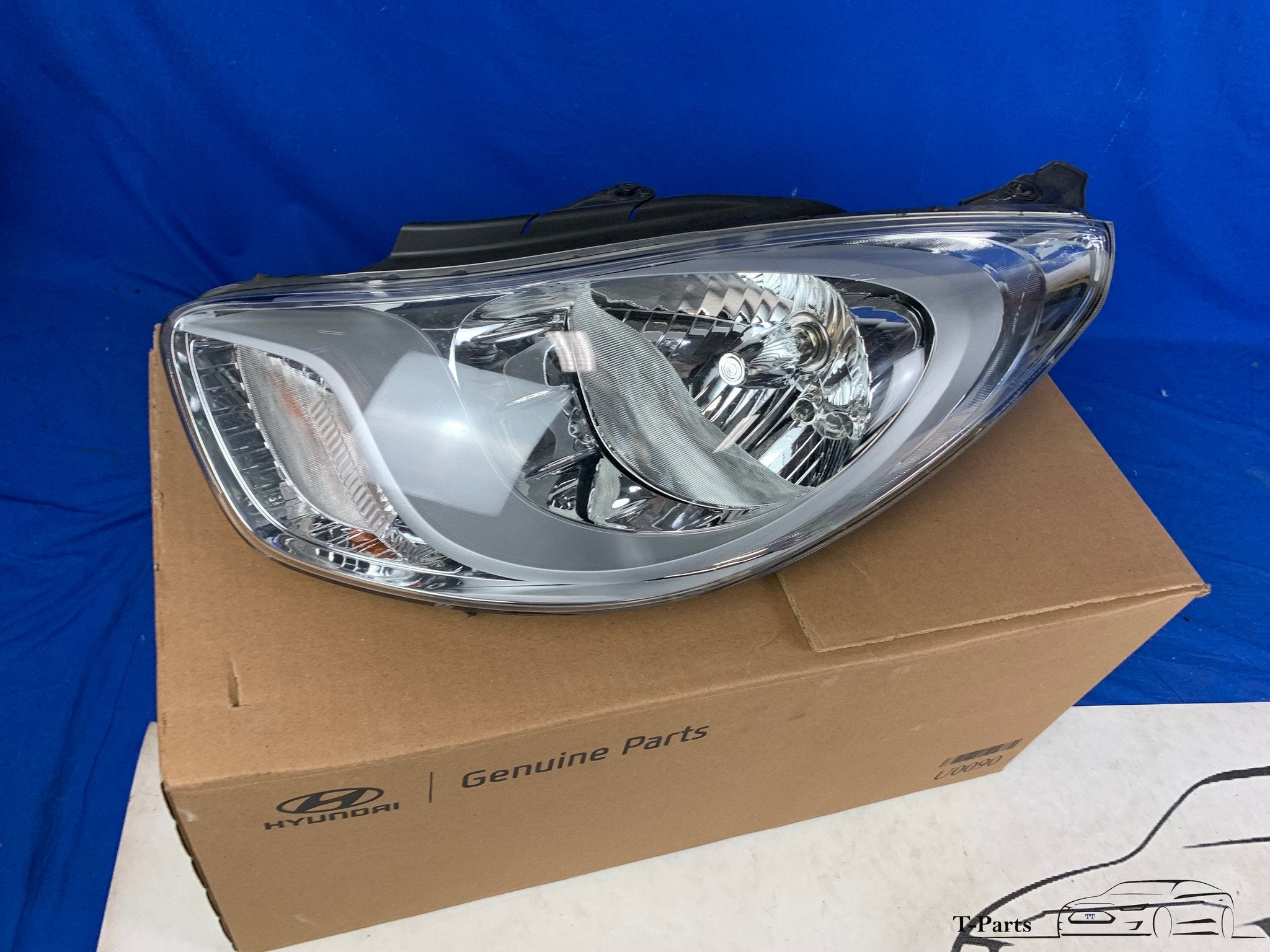Hyundai i10 koplamp links 921010X120 lamp, Gebruikt, Heolleung-ro 12
06797  Seoul, Ophalen of Verzenden, Info@hyundai.com