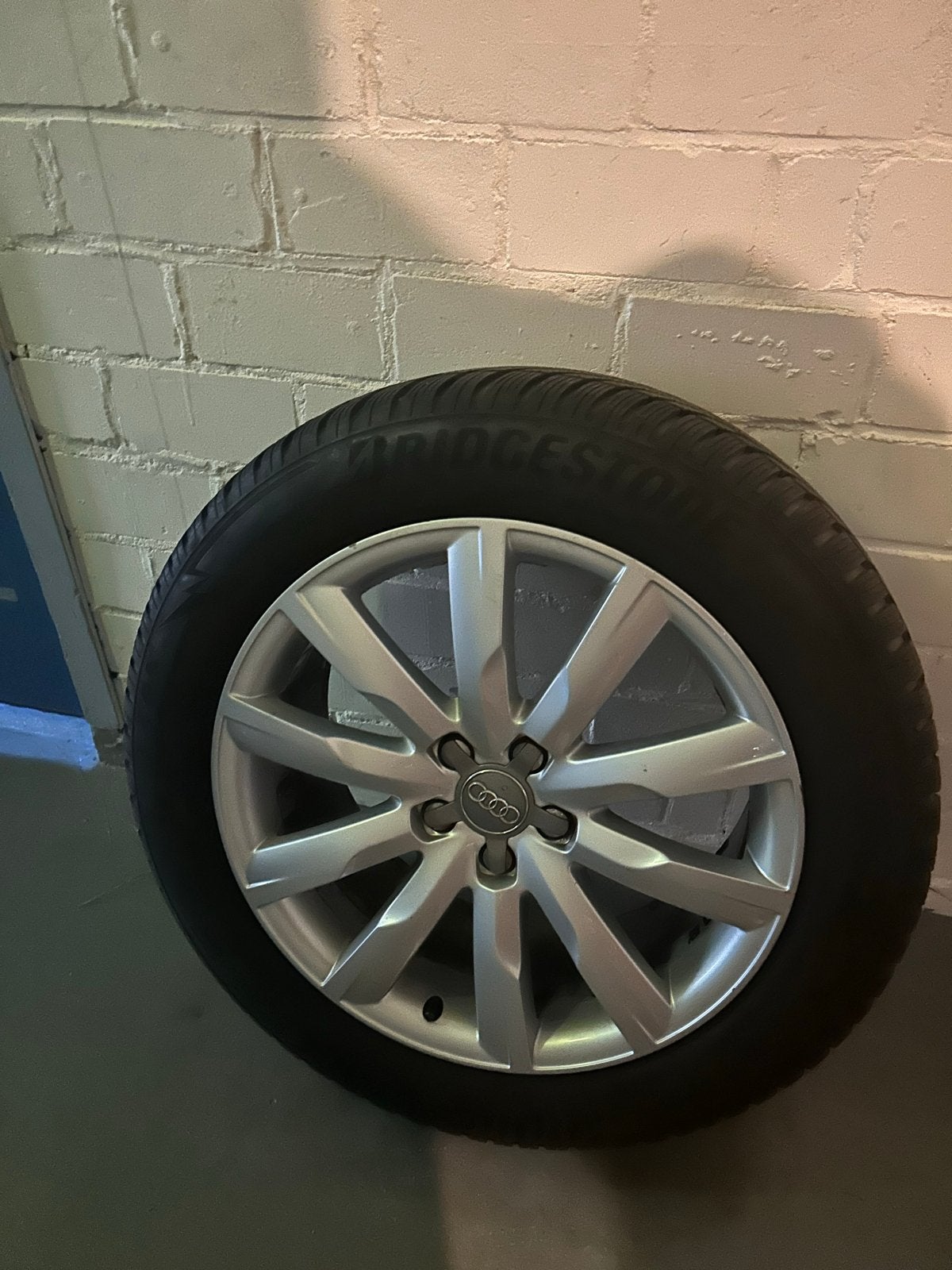 4x Audi Q5 winterbanden met velgen complete set 19 inch., Auto-onderdelen, Banden en Velgen, Ophalen, Gebruikt, Winterbanden, Band(en)