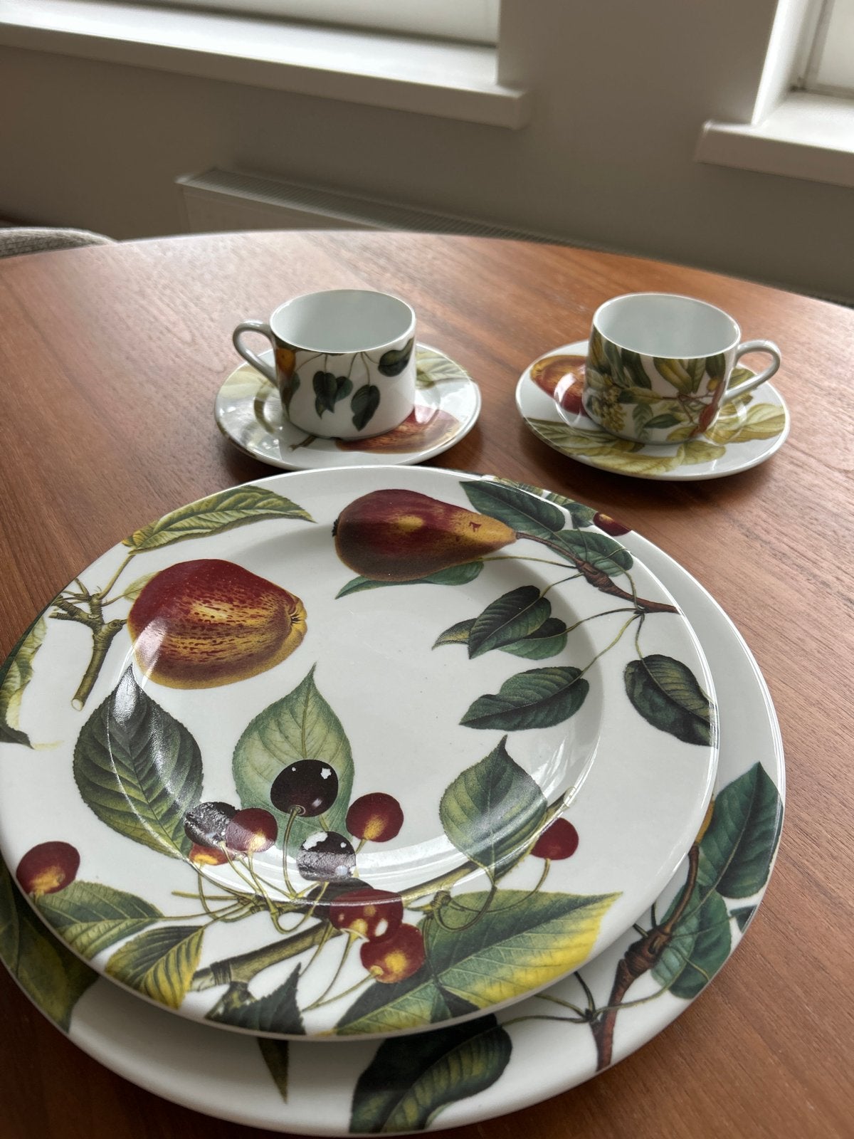 Philippe Deshoulières Limoges servies - fruitmotief, Overige merken, Klassiek, Ophalen of Verzenden, Zo goed als nieuw