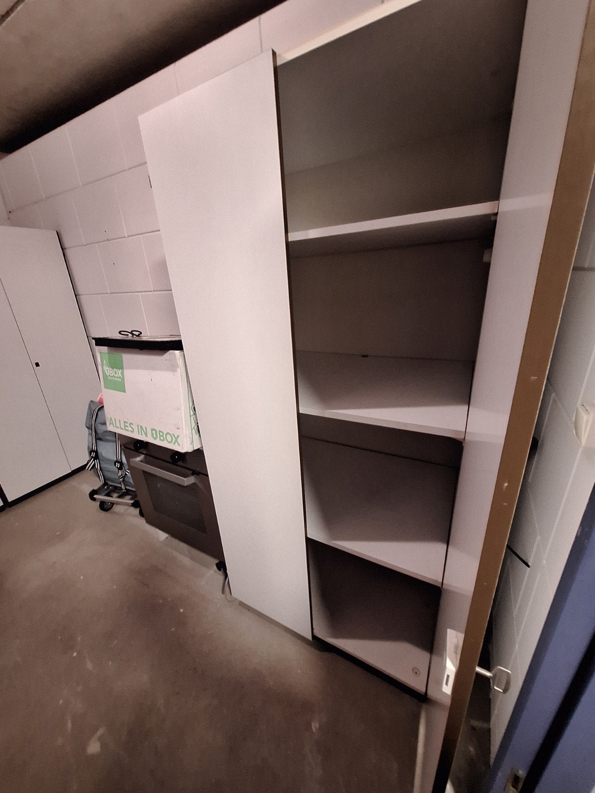 KASTEN    GRATIS, Huis en Inrichting, Ophalen, Gebruikt, 50 tot 100 cm, Met slot