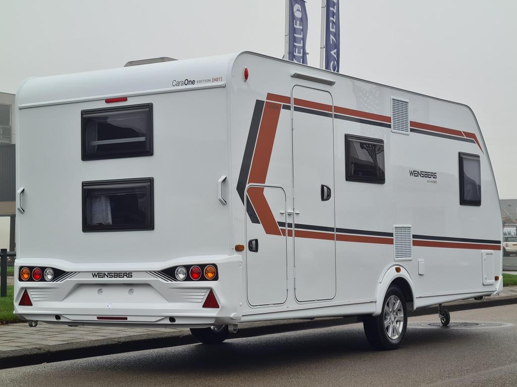 Weinsberg CaraOne 500 FDK Nieuw Edition Hot 2025!, Caravans en Kamperen, Caravans, Overige merken, Bedrijf, Treinzit, 5 tot 6 meter