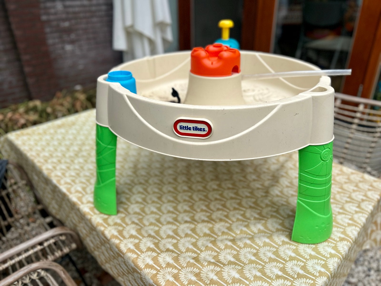 Little Tikes Watertafel - Urenlang speelplezier!, Kinderen en Baby's, Speelgoed | Buiten | Los speelgoed, Ophalen, Gebruikt