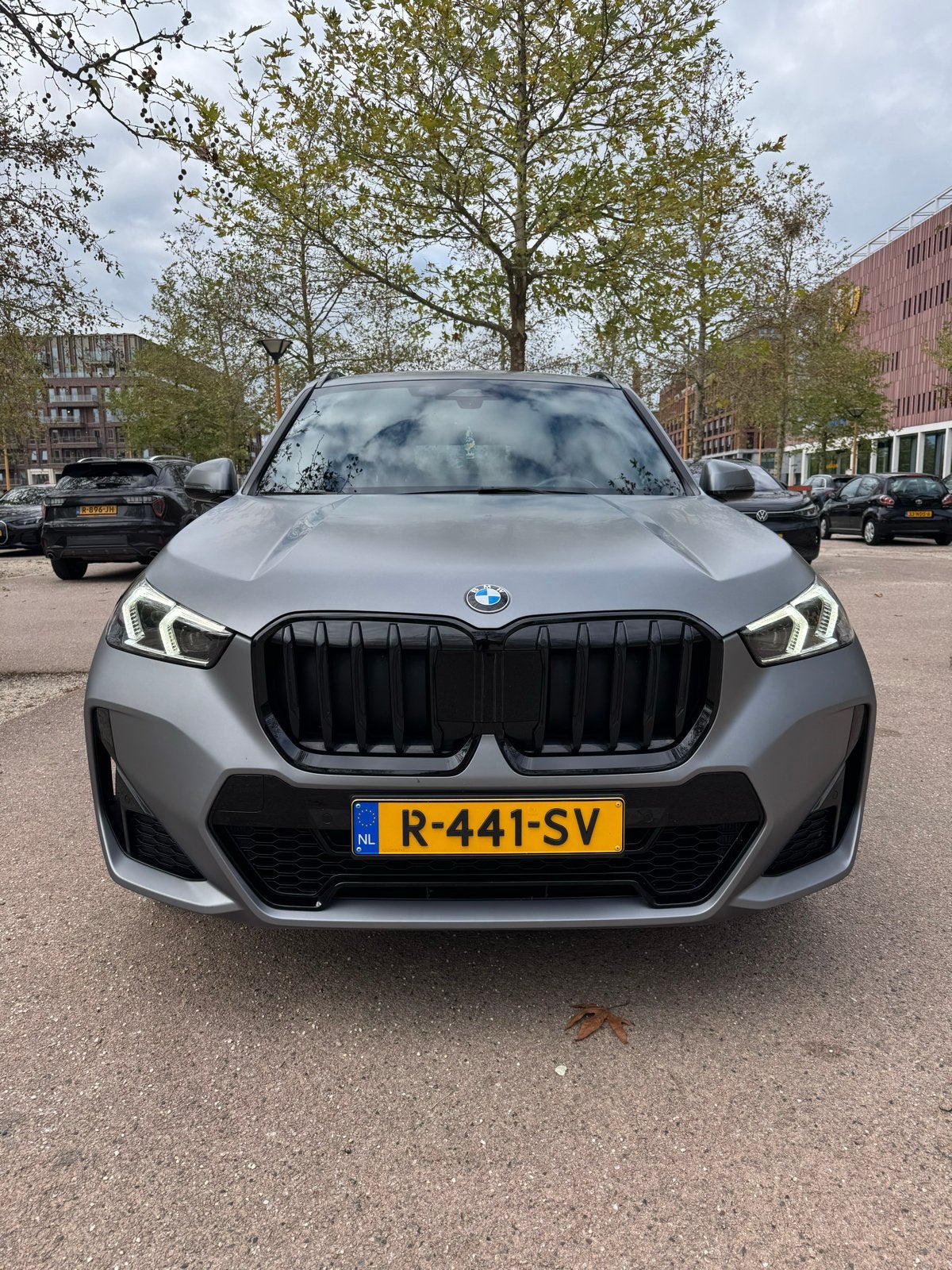 BMW X1 sDrive 18i M-Sport 11/2022 (NL), Euro 6, Origineel Nederlands, Bruin, Particulier
