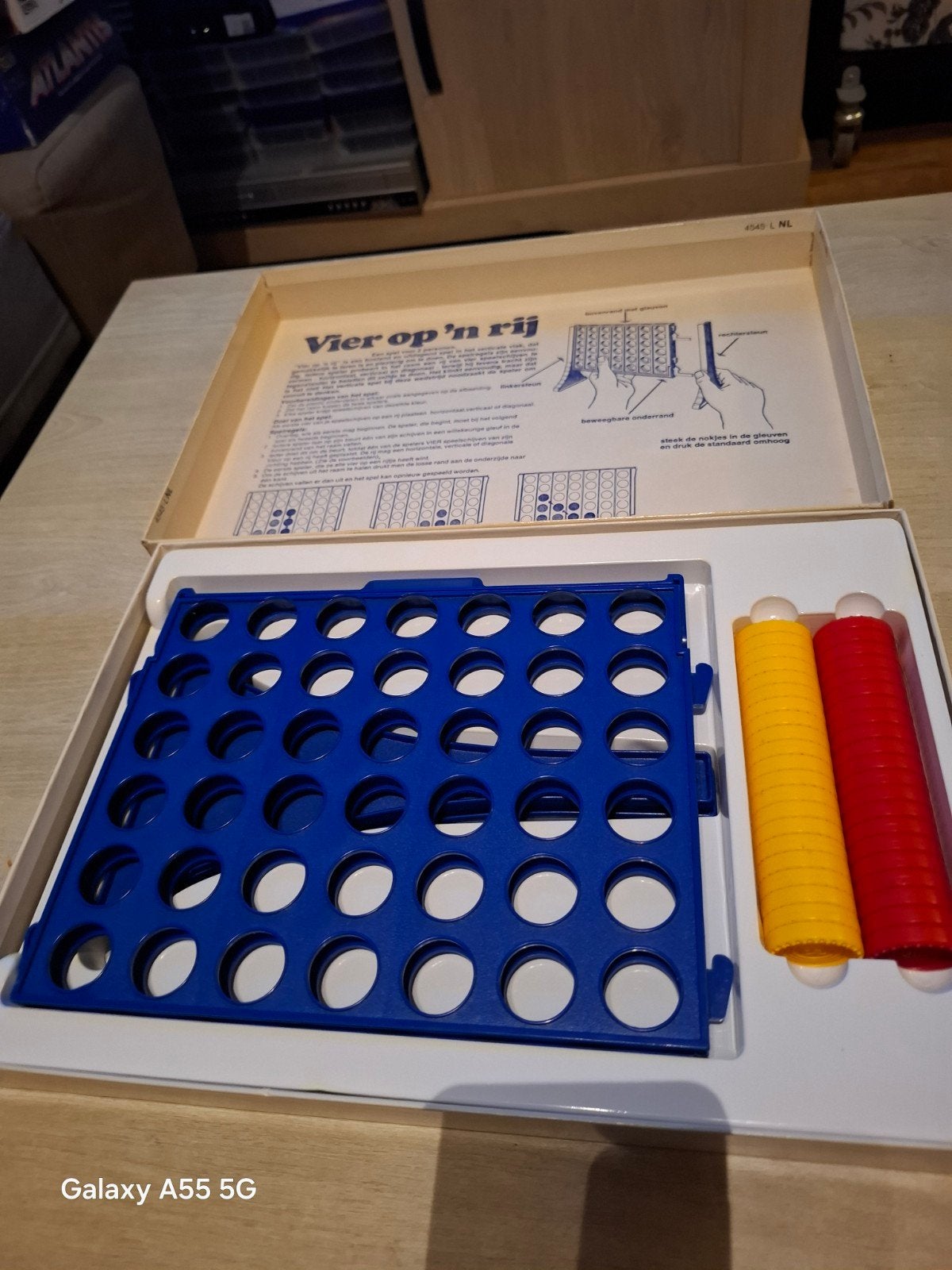 Vier op 'n rij - Klassiek schijvenspel van MB Spellen, Een of twee spelers, Onbekend, raadpleeg de verpakking voor details, Ophalen of Verzenden
